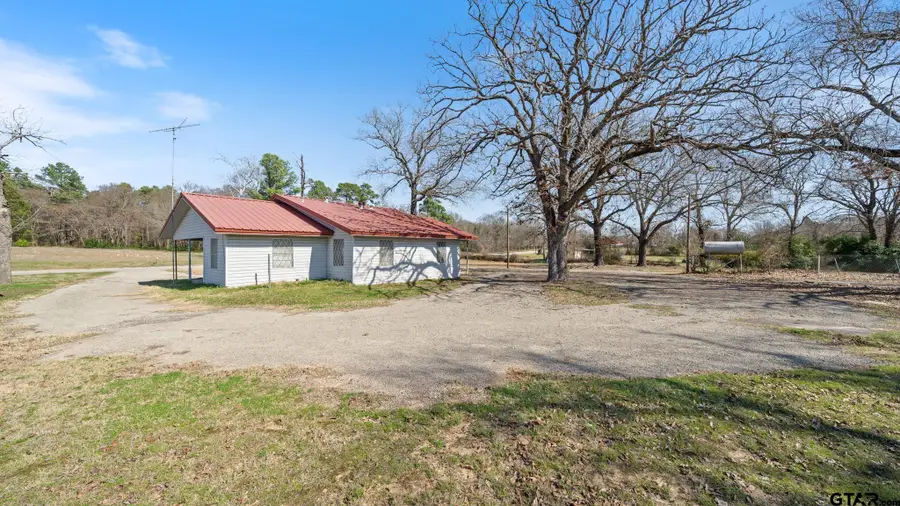 112 Gibson Road, Athens, TX 75751 - Image #2