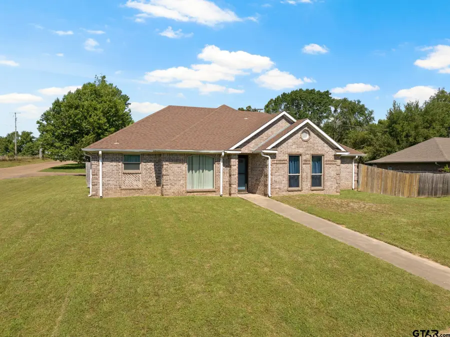 2310 Gale, Mount Pleasant, TX 75455 - Image #2