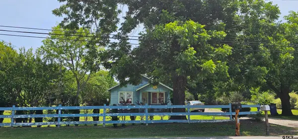 812 N Waldrip, Grand Saline, TX 75140