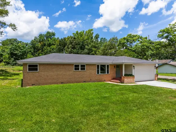 800 Holbrook, Mt Vernon, TX 75457