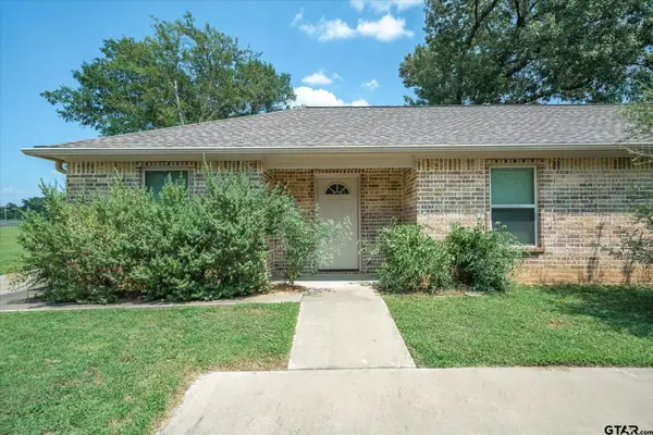 202 Chestnut Dr., Van, TX 75790