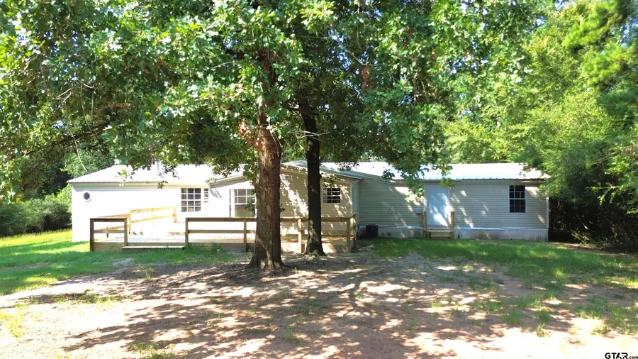 392 Pine Street, Crockett, TX 75835 - Image #2