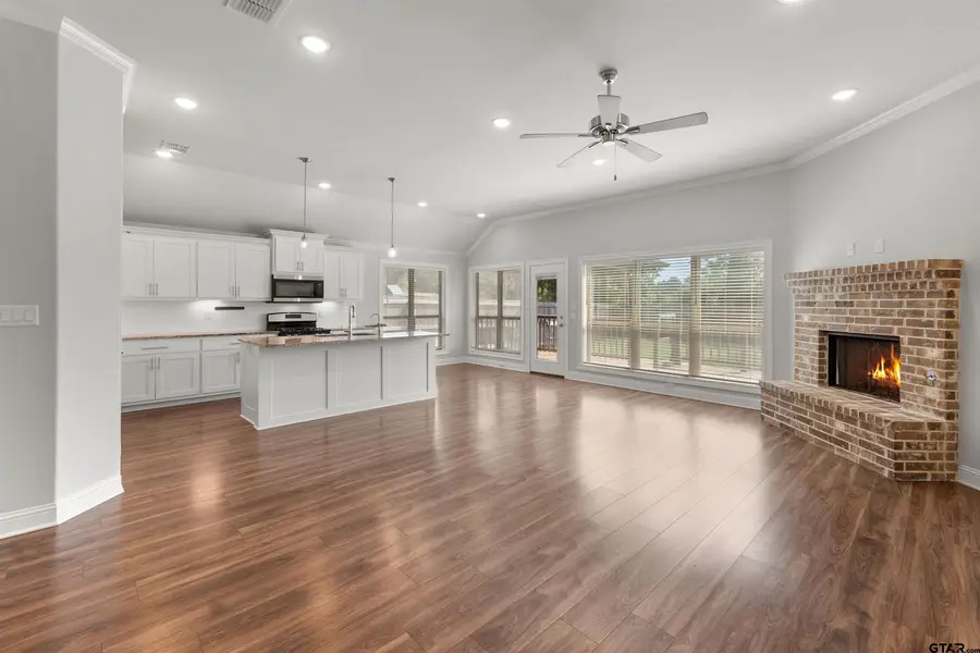 11317 Lindsey Gardens, Tyler, TX 75709 - Image #3