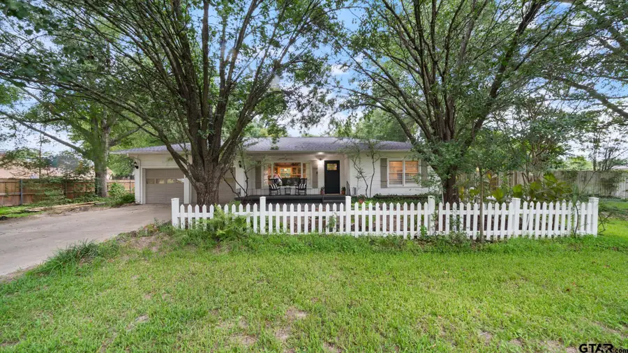 518 W Kansas Street, Van, TX 75790 - #3