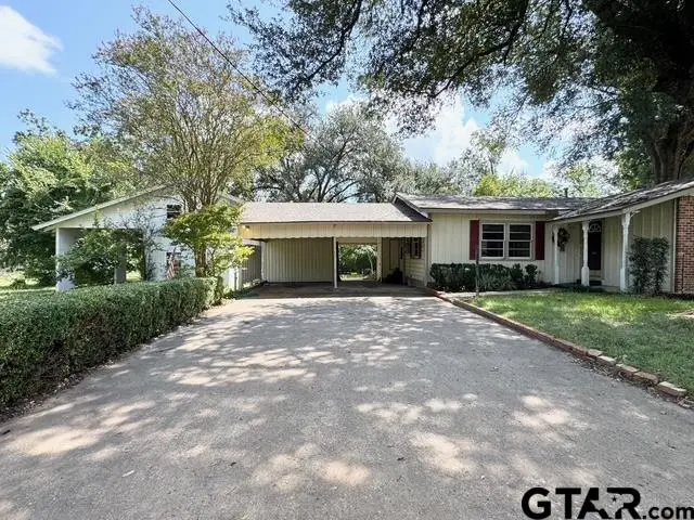 206 N 9th Street, Crockett, TX 75835 - #1