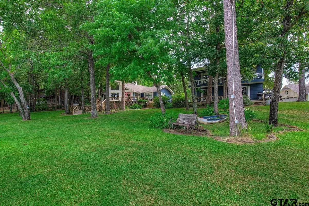 510 Trappers Trail, Mount Vernon, TX 75457 - Image #1