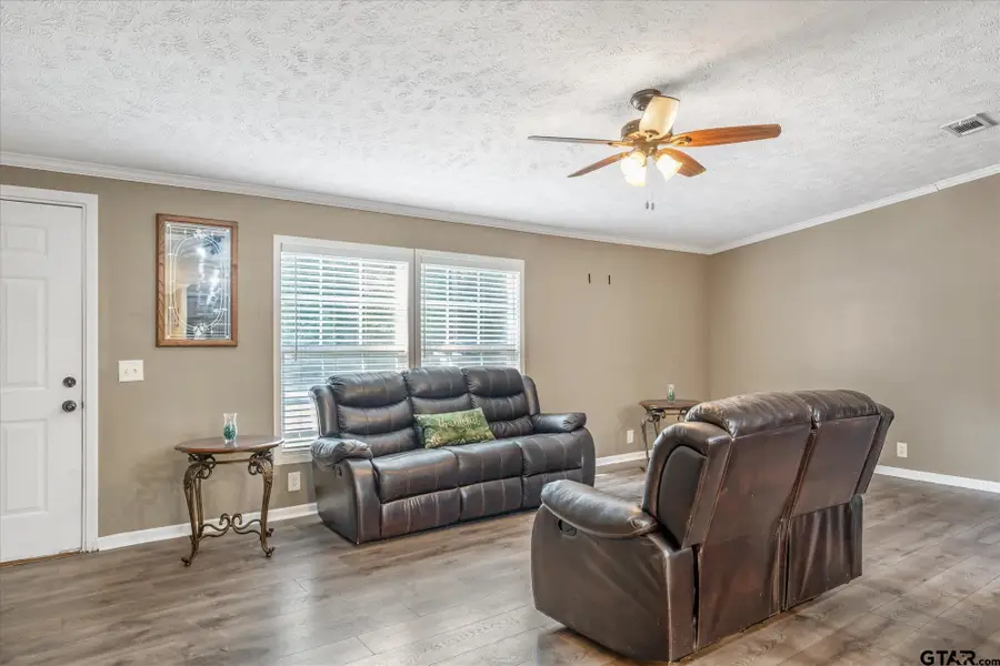 13902 E Travis Lane, Log Cabin, TX 75148 - Image #3