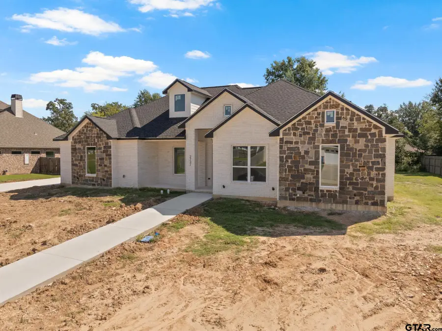 2732 Stone Hedge, Mount Pleasant, TX 75455 - Image #3