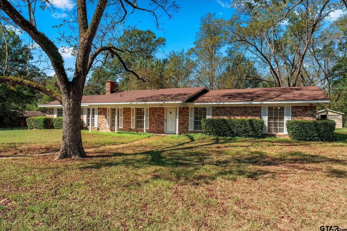 102 Westwood PKWY, Naples, TX 75568 - Image #1