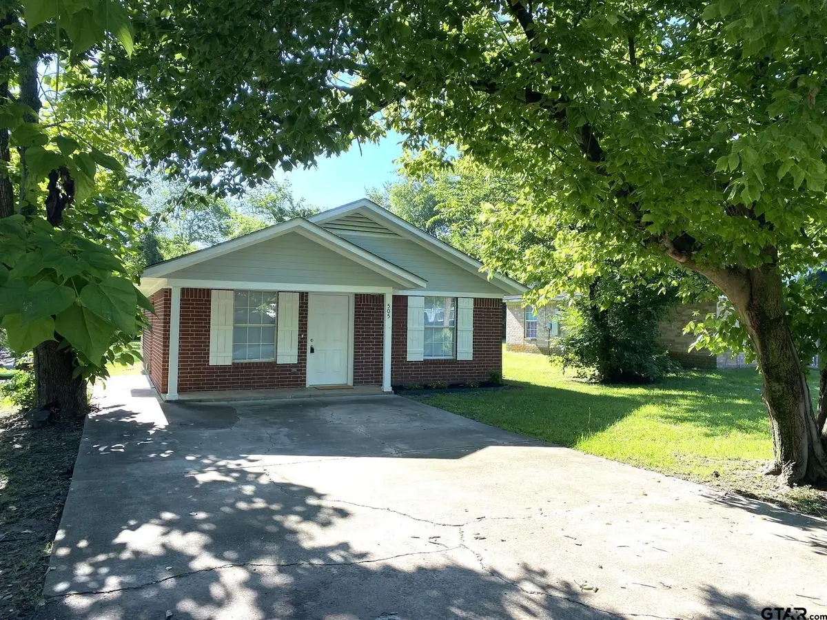 505 Red Springs Ave, Mount Pleasant, TX 75455 - Image #1