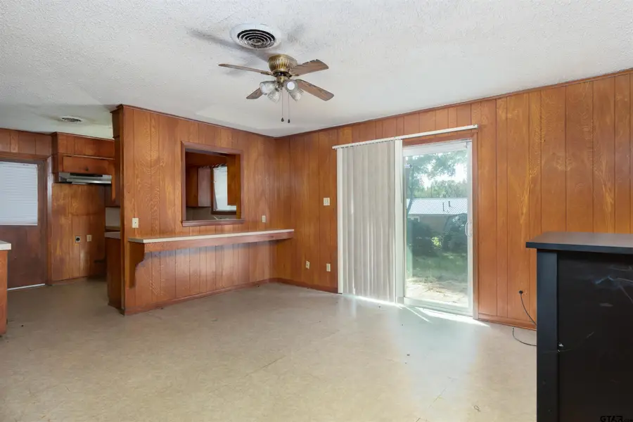 2114 Martin Luther King Blvd, Palestine, TX 75803 - Image #3