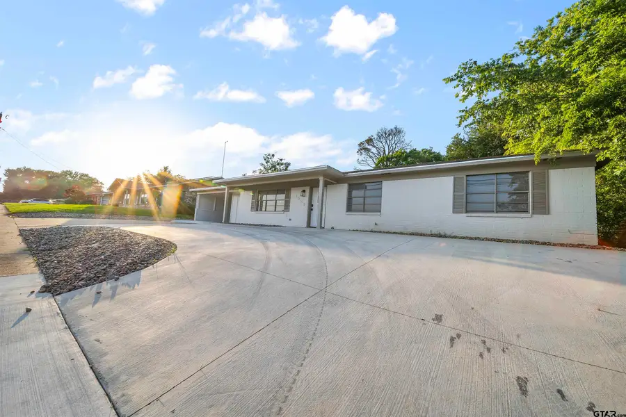 1528 E Devine St, Tyler, TX 75701 - Image #3