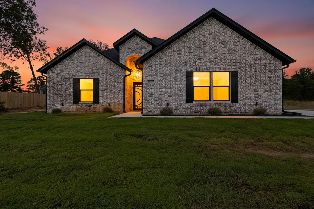 375 Clara Lane, Kilgore, TX 75662 - Image #1