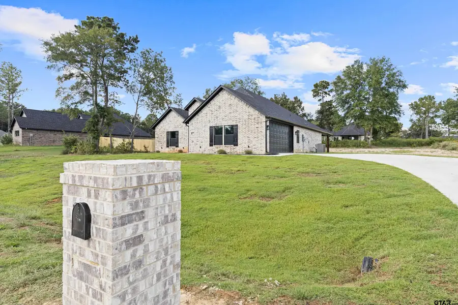 375 Clara Lane, Kilgore, TX 75662 - Image #3