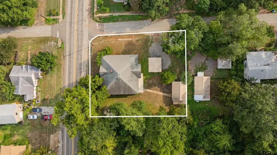 100 W Groves St, Big Sandy, TX 75755 - Image #3