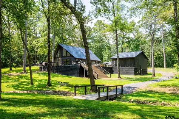 303 Palo Duro St, Scroggins, TX 75480