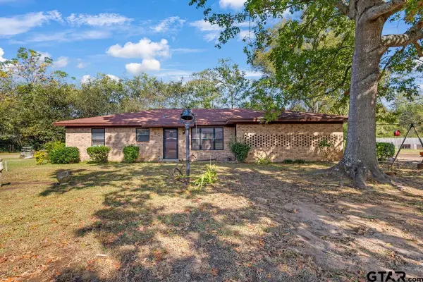 203 Parker Street, Arp, TX 75750