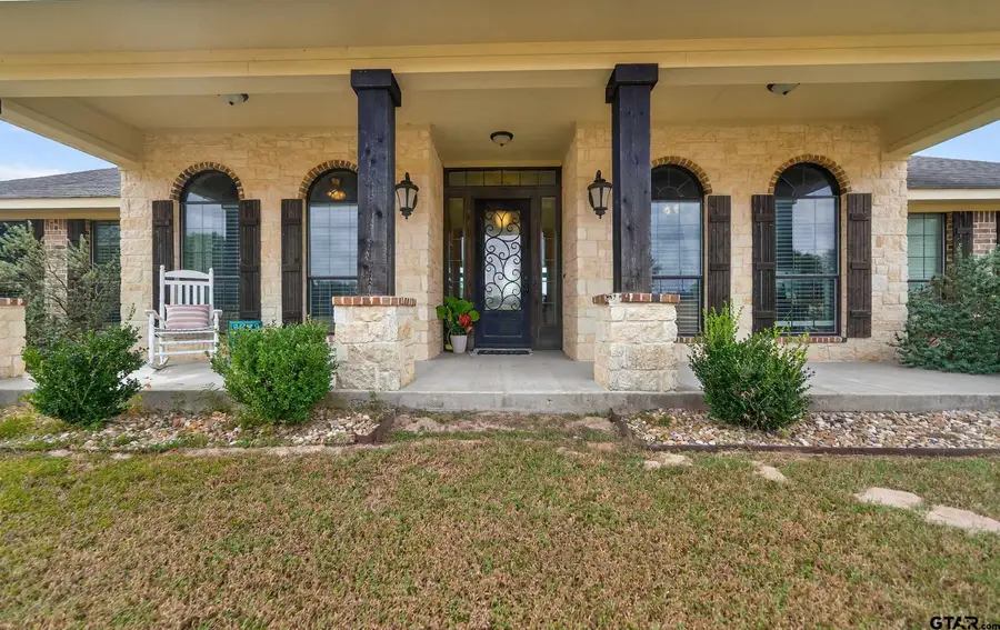 2621 Anderson County Rd 2212, Palestine, TX 75803 - Image #3