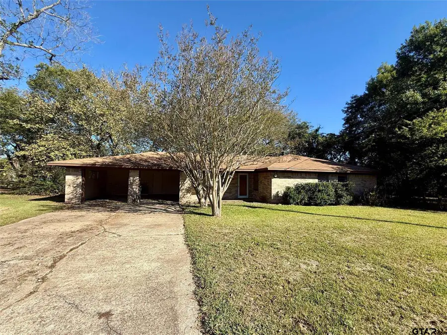 208 W Main Street, Cumby, TX 75433 - Image #3