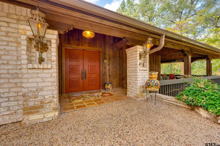 2223 N Link St, Palestine, TX 75803 - Image #2