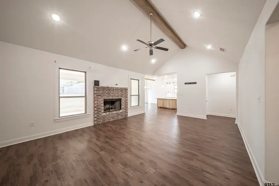 808 Black Bird Way, Whitehouse, TX 75791 - Image #2