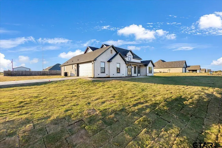 11918 Tara Ln, Lindale, TX 75771 - Image #3