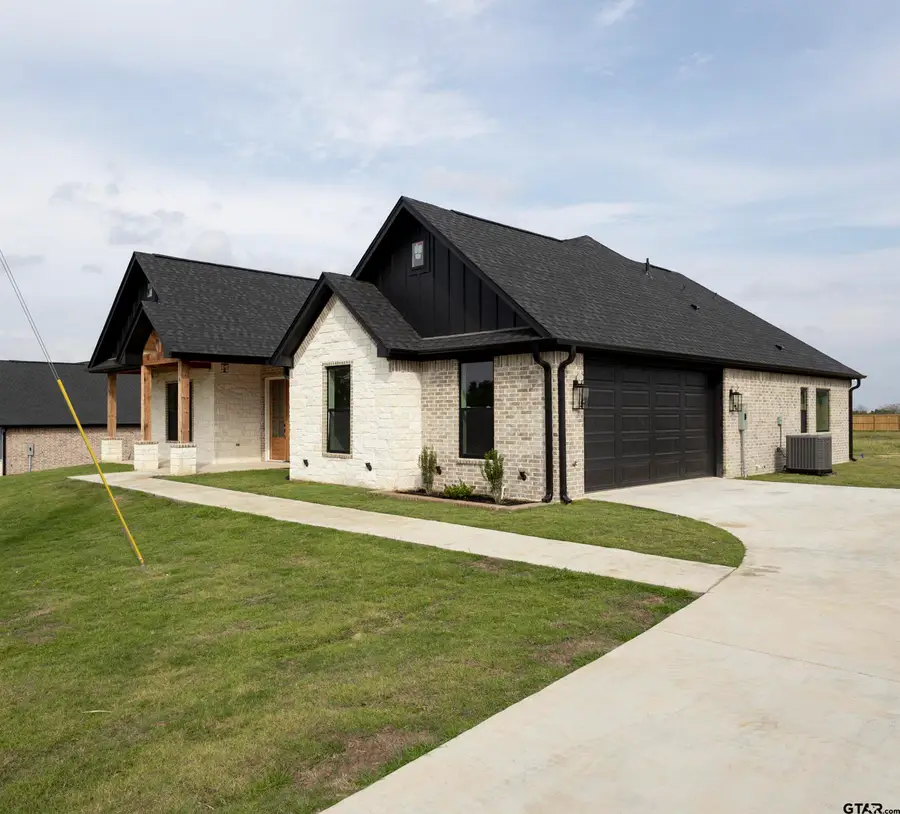 15584 County Road 434, Lindale, TX 75771 - Image #2