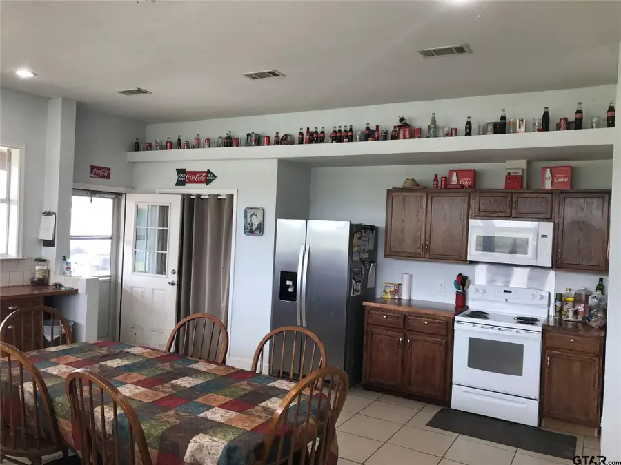 1100 E Rabbit Cove Road, Quinlan, TX 75474 - Image #2