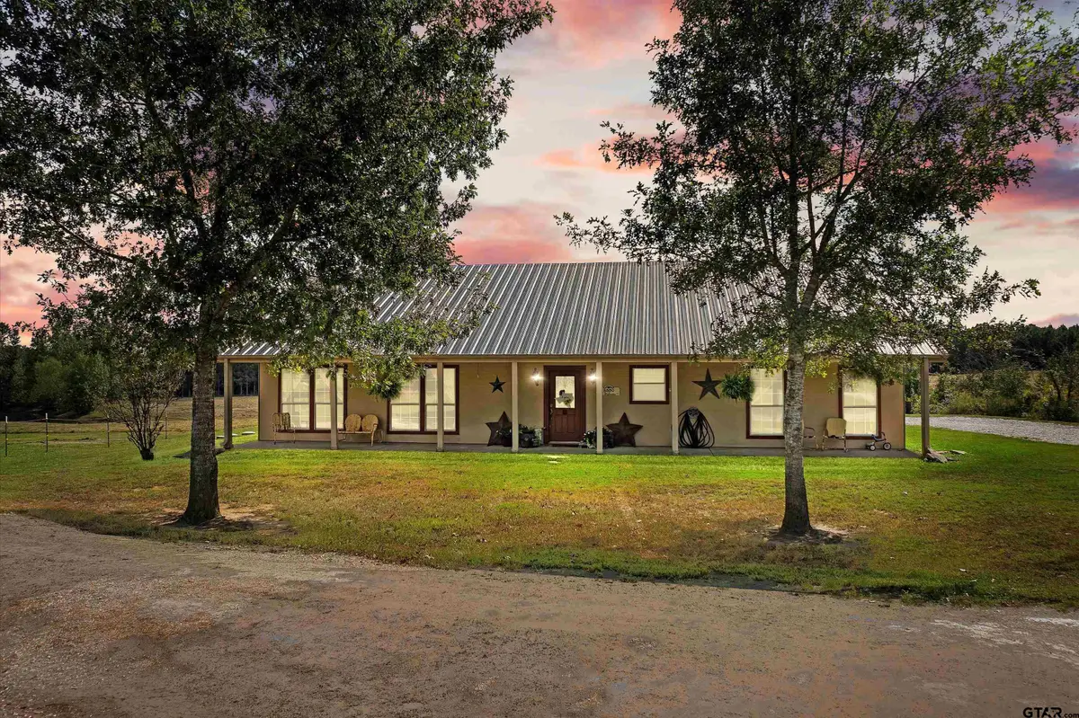 8550 New Hope Rd, Gilmer, TX 75645 - Image #1