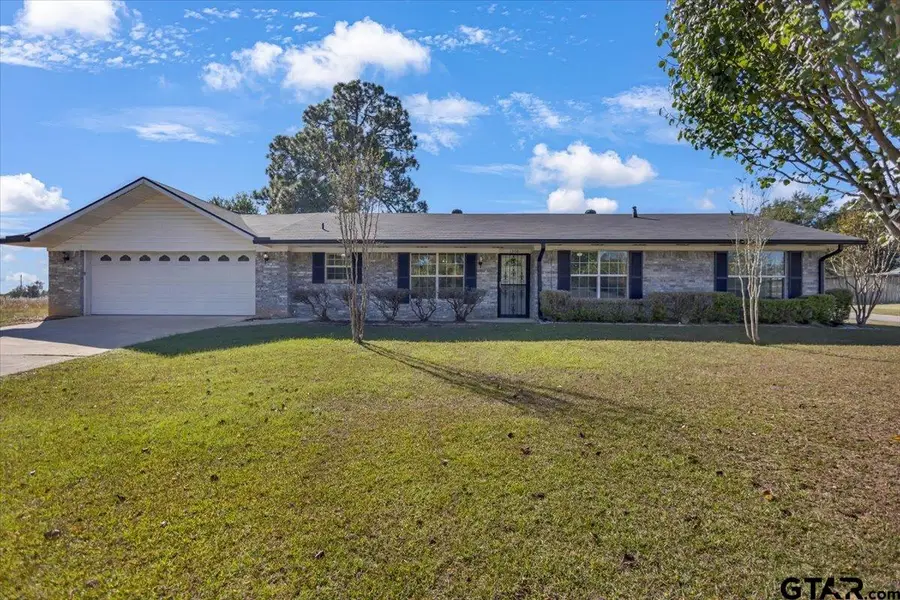 1308 S Evenside St, Henderson, TX 75654 - Image #2