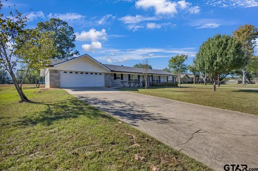 1308 S Evenside St, Henderson, TX 75654 - Image #3