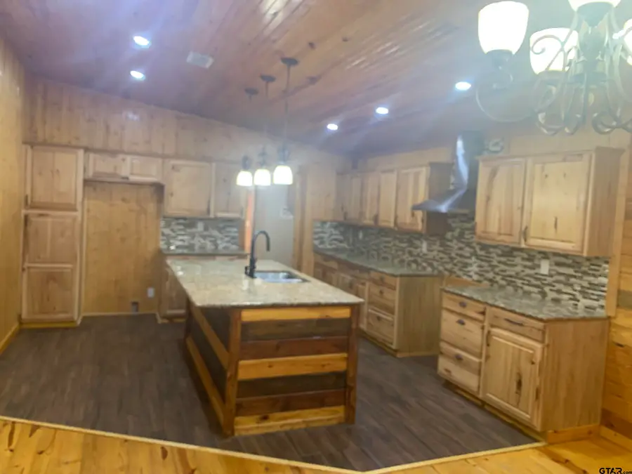 121 County Road 325, Frankston, TX 75763 - Image #2