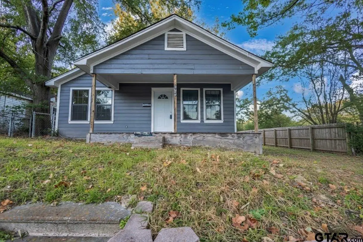 322 E Martin Luther King Jr Blvd, Tyler, TX 75702 - Image #1