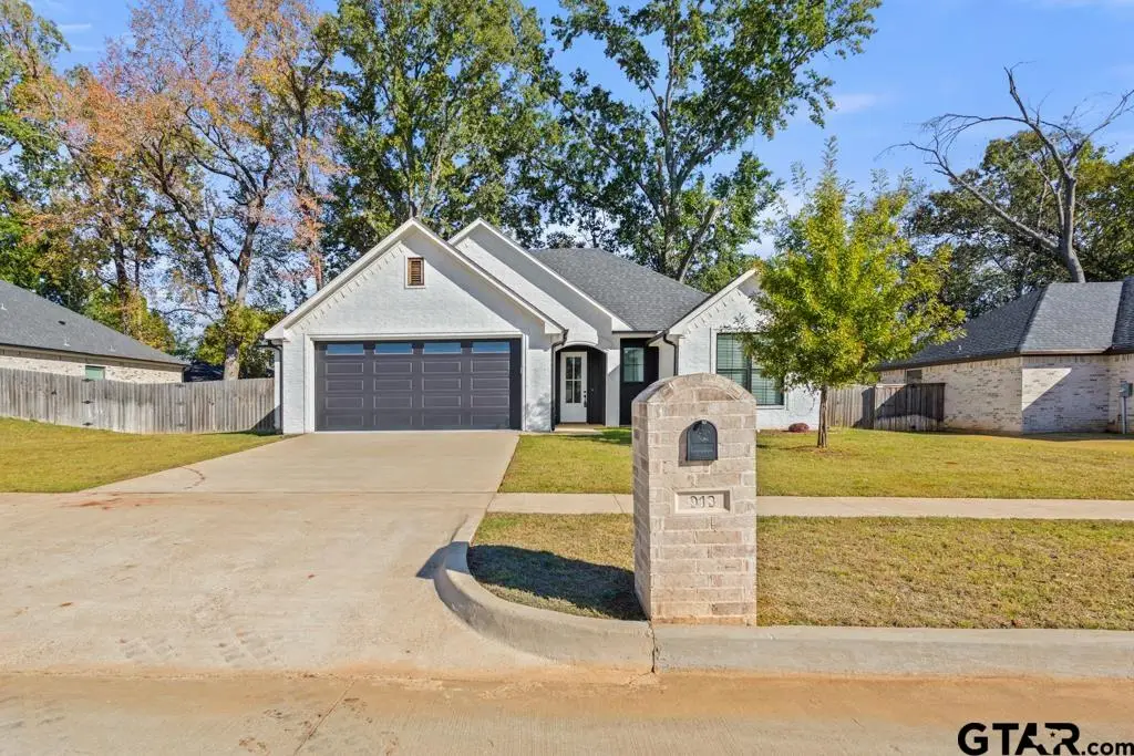913 Jack Brown, Whitehouse, TX 75791 - Image #1