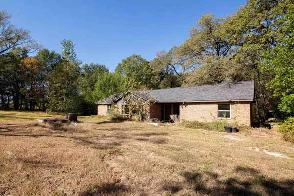 20859 CR 2207, Arp, TX 75750