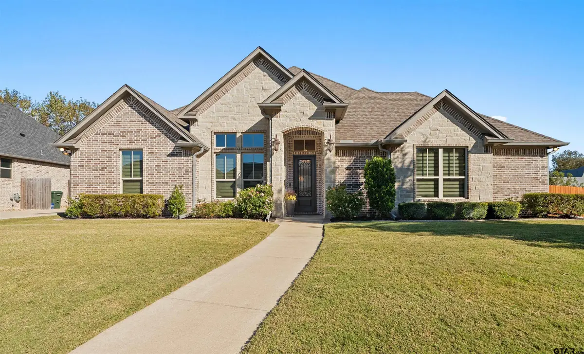2849 Barton Creek Cir, Tyler, TX 75703 - Image #1