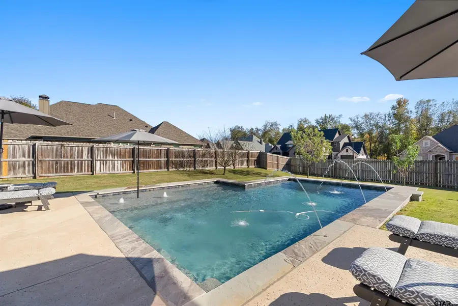 2849 Barton Creek Cir, Tyler, TX 75703 - Image #2