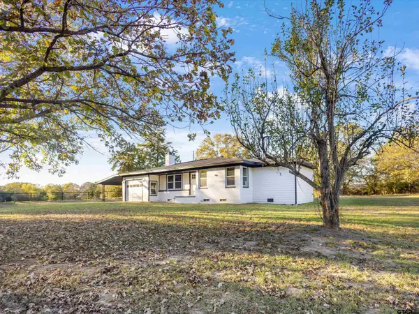 9086 FM 49, Gilmer, TX 75644