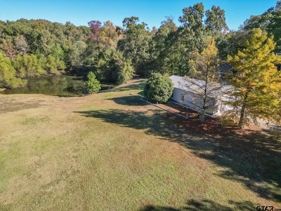 21881 Barron Rd, Chandler, TX 75758 - Image #3