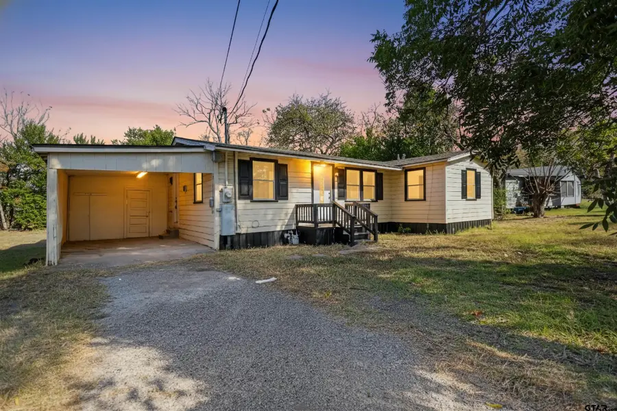 2713 W Shaw St, Tyler, TX 75701 - Image #2