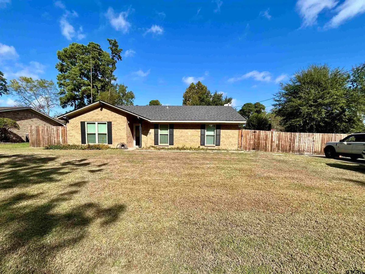113 E Larkspur, White Oak, TX 75693 - Image #1