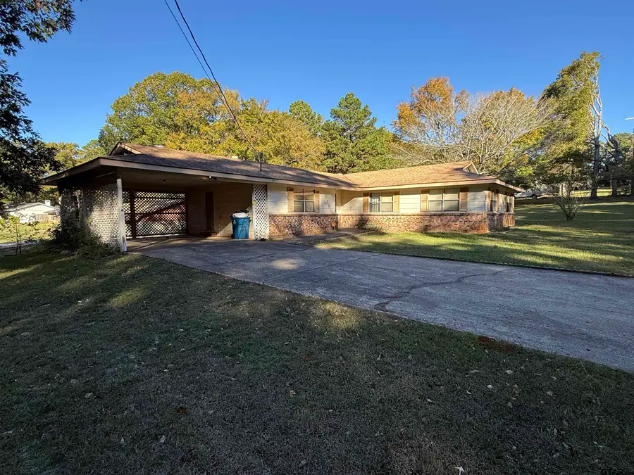 226 Caroline St, Rusk, TX 75785 - Image #3
