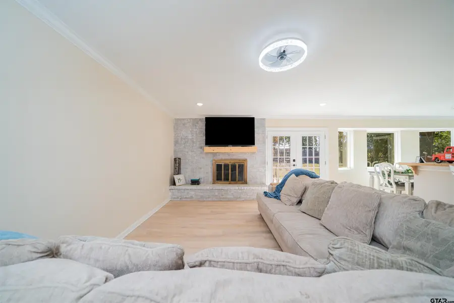 1404 E Leach, Kilgore, TX 75662 - Image #3