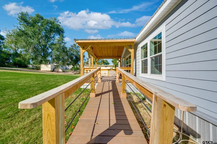 21903 Boles Rd, Frankston, TX 75763 - Image #3