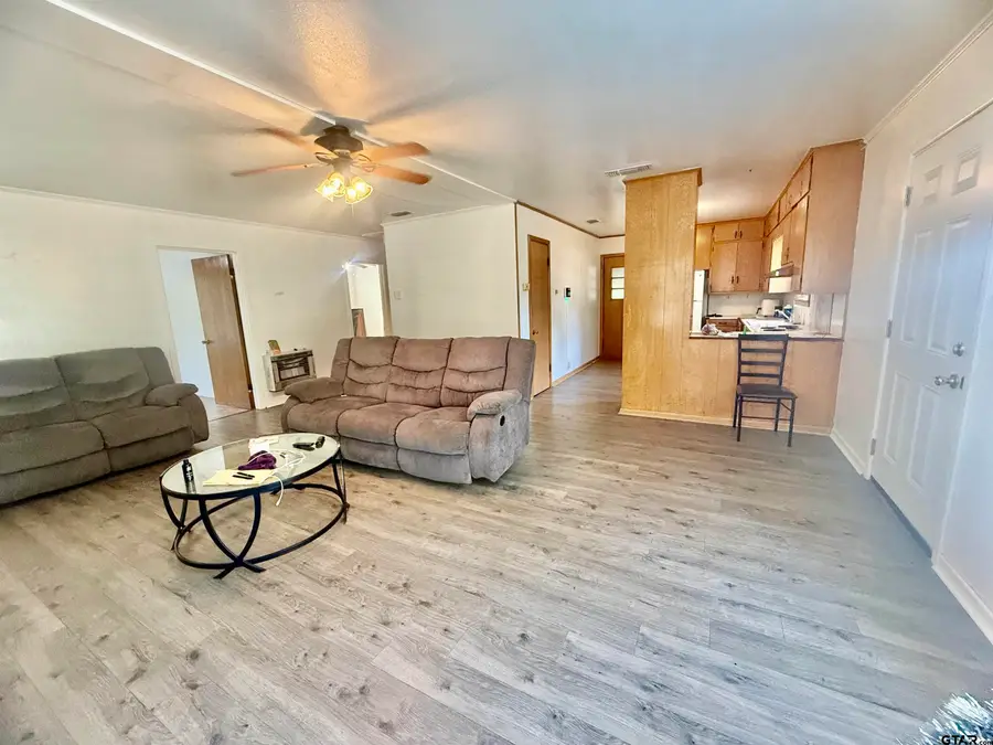 117 Mack Street, Mount Vernon, TX 75457 - Image #2