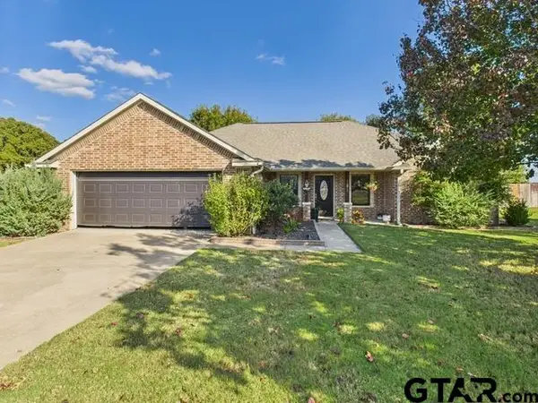 1675 Meadowview St, Athens, TX 75752