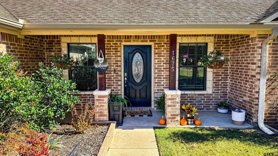 1675 Meadowview St, Athens, TX 75752 - Image #3