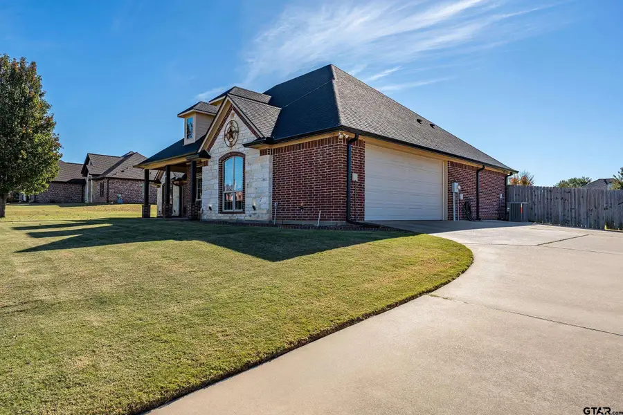 180 Kwando Ln., Bullard, TX 75757 - Image #2