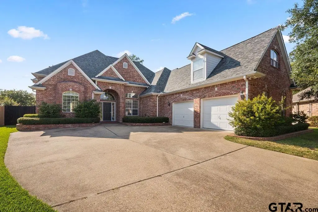 2205 Bradbury Ct, Tyler, TX 75703 - Image #1