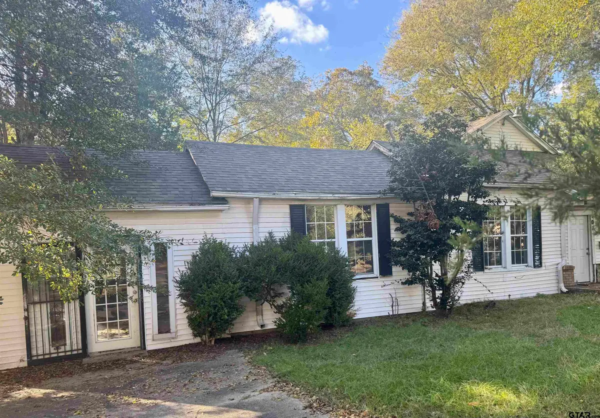 107 Acorn, Marshall, TX 75670 - Image #1